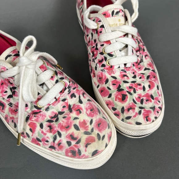 ❌SOLD❌ Kate Spade x Keds Floral Shoes - Picture 4 of 12